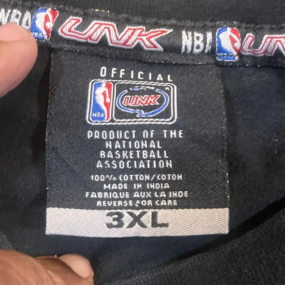 NBA UNK Cleveland Cavaliers LeBron James #23 Graphic Tee‎ Basketball Shirt 3XL